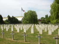 Senlis cemetery